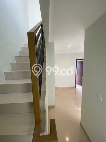 Rumah Disewakan Bekasi LT 55m2 LB 50m2 Area Summarecon Crown Gading Rumah Disewakan Bekasi LT 55m2 LB 50m2 Area Summarecon Crown Gading