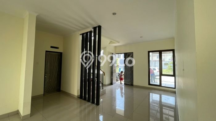 Dijual Rumah Luas Elegan Dengan View Eksklusif di Harapan Indah, Bekasi Dijual Rumah Luas Elegan Dengan View Eksklusif di Harapan Indah, Bekasi