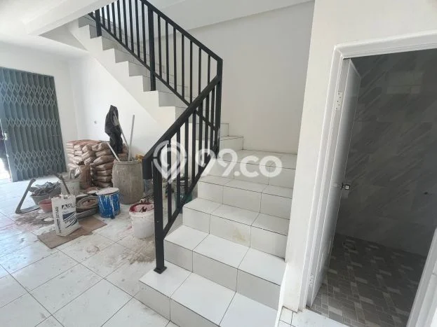 Unit Komersial Disewakan di Tangerang Area Strategis Harga Kompetitif Unit Komersial Disewakan di Tangerang Area Strategis Harga Kompetitif
