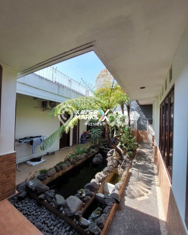 For Sale! Luxury House LT 501m2 Desain Elegan di Malang Kota For Sale! Luxury House LT 501m2 Desain Elegan di Malang Kota