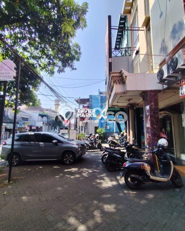 Ruko untuk disewa di Lowokwaru punya LT 67m2 & LB 201m2 harga sewa kompetitif Ruko untuk disewa di Lowokwaru punya LT 67m2 & LB 201m2 harga sewa kompetitif