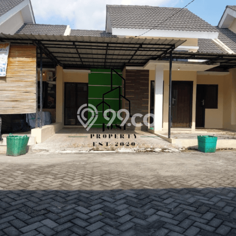 Disewakan Segera Rumah Kondisi Bagus di Area Solo Baru, Solo Disewakan Segera Rumah Kondisi Bagus di Area Solo Baru, Solo
