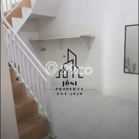 LOKASI PREMIUM! Rumah di Solo Baru, 2 KT, Area Strategis, Luas 72m² LB 100m² LOKASI PREMIUM! Rumah di Solo Baru, 2 KT, Area Strategis, Luas 72m² LB 100m²