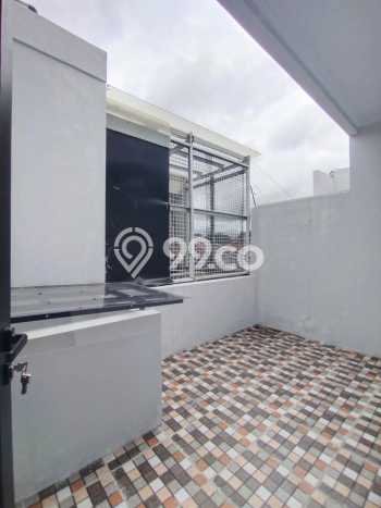 Rumah Modern Cantik 4 Kamar Bisa Langsung Pindah di Pasar Minggu Rumah Modern Cantik 4 Kamar Bisa Langsung Pindah di Pasar Minggu