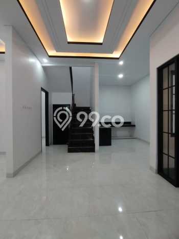 For Sale Rumah 4 Kamar Lokasi Strategis Bagus dan Strategis di Jagakarsa For Sale Rumah 4 Kamar Lokasi Strategis Bagus dan Strategis di Jagakarsa