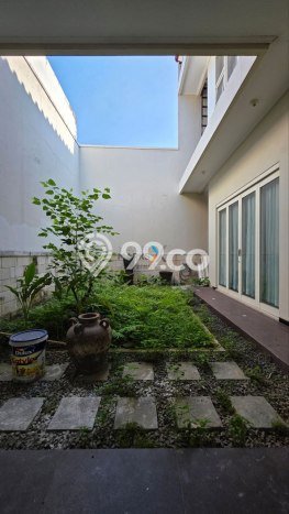Rumah Luxury Modern Tanpa Renovasi di Dieng Malang Rumah Luxury Modern Tanpa Renovasi di Dieng Malang