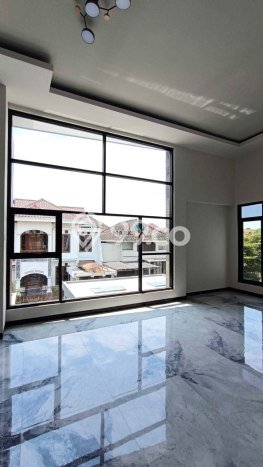 Jual Rumah Luas Elegan Dengan View Cantik di Araya, Malang Jual Rumah Luas Elegan Dengan View Cantik di Araya, Malang