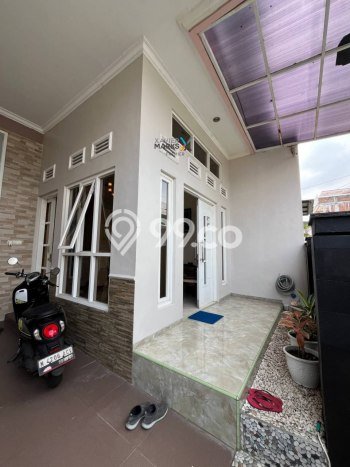 Rumah Modern Minimalis 6 Kamar Bisa Langsung Pindah di Lowokwaru Rumah Modern Minimalis 6 Kamar Bisa Langsung Pindah di Lowokwaru