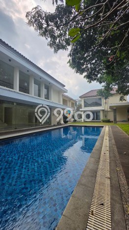 Rumah Elit Modern Tanpa Renovasi di Malang Kota Malang Rumah Elit Modern Tanpa Renovasi di Malang Kota Malang