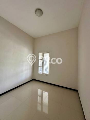 Rumah Modern Cantik 4 KT Bisa Langsung Pindah di Blimbing Rumah Modern Cantik 4 KT Bisa Langsung Pindah di Blimbing