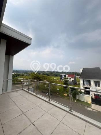 Rumah Mewah Siap Huni LT 239m2 di Karangploso, Malang Rumah Mewah Siap Huni LT 239m2 di Karangploso, Malang