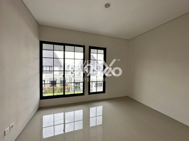 Hunian Mewah LB 255m2 Siap Huni Desain Elegan di Tidar, Malang Hunian Mewah LB 255m2 Siap Huni Desain Elegan di Tidar, Malang