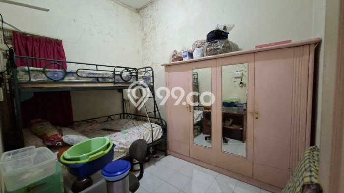 Rumah Luas Asri 3 KT Siap Pakai di Sulfat Malang Rumah Luas Asri 3 KT Siap Pakai di Sulfat Malang