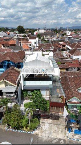 Dijual Rumah Premium dengan Fasilitas Sekitar Lengkap di Klojen, Malang Dijual Rumah Premium dengan Fasilitas Sekitar Lengkap di Klojen, Malang