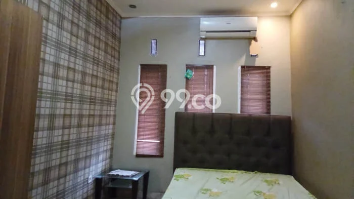Disewakan! Rumah 2 Kamar Tidur &
2 Kamar Mandi di Gede Bage, Bandung Disewakan! Rumah 2 Kamar Tidur &
2 Kamar Mandi di Gede Bage, Bandung