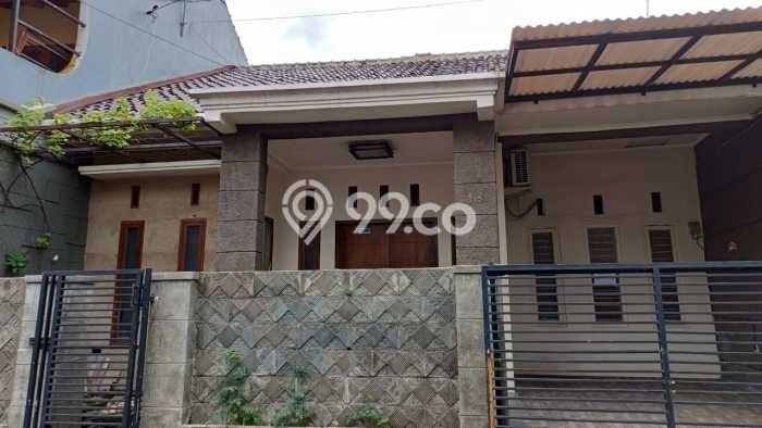 Disewakan! Rumah 2 Kamar Tidur &
2 Kamar Mandi di Gede Bage, Bandung Disewakan! Rumah 2 Kamar Tidur &
2 Kamar Mandi di Gede Bage, Bandung
