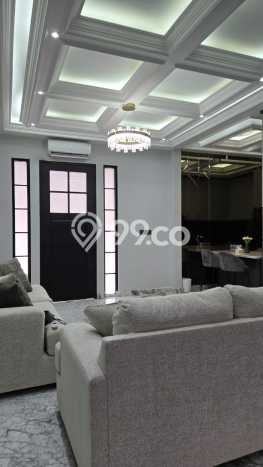 Rumah Elit Modern Tanpa Renovasi di CitraGrand Semarang Rumah Elit Modern Tanpa Renovasi di CitraGrand Semarang
