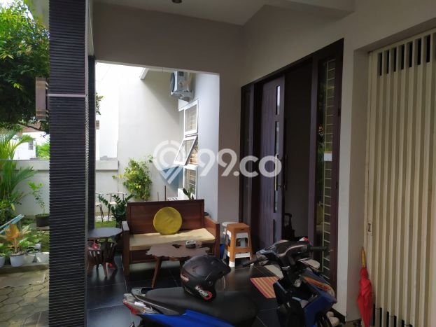 Siap Huni Rumah Mewah 3 Kamar di Gajah Mungkur Dekat ke Mana Saja Siap Huni Rumah Mewah 3 Kamar di Gajah Mungkur Dekat ke Mana Saja