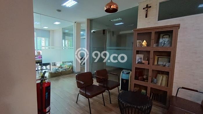 Unit Kantor Dijual di Semarang Tengah Semarang Luas Bangunan 634m2 Unit Kantor Dijual di Semarang Tengah Semarang Luas Bangunan 634m2