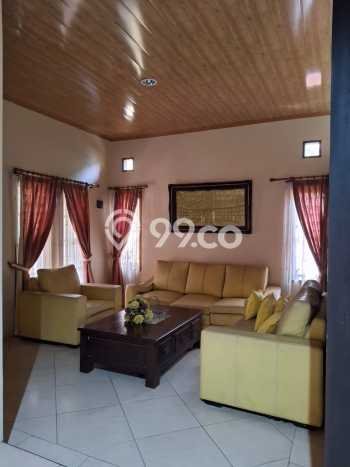 Disewakan Segera Rumah Kondisi Baik di Kawasan Tembalang, Semarang Disewakan Segera Rumah Kondisi Baik di Kawasan Tembalang, Semarang