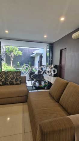 Hunian Cantik Modern Lb 250m2 di Ngaliyan, Semarang Hunian Cantik Modern Lb 250m2 di Ngaliyan, Semarang