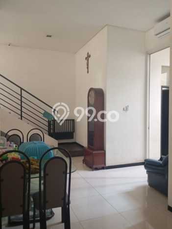 Dijual Hunian Mewah dengan Fasilitas Sekitar Komplit di Semarang Tengah, Semarang Dijual Hunian Mewah dengan Fasilitas Sekitar Komplit di Semarang Tengah, Semarang