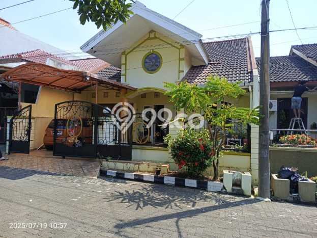 Rumah Modern Cantik 3 KT Bisa Langsung Pindah di Banyumanik Rumah Modern Cantik 3 KT Bisa Langsung Pindah di Banyumanik