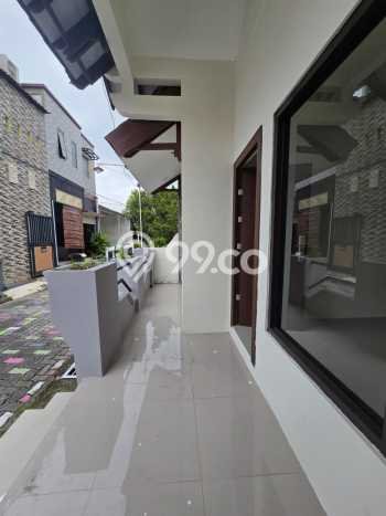 Jual Rumah Favorit Siap Huni LB 180m2 di Semarang Utara, Semarang Jual Rumah Favorit Siap Huni LB 180m2 di Semarang Utara, Semarang