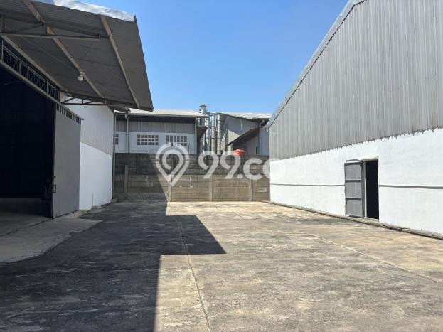 Gudang Dijual di Genuk Semarang dengan LB 1214m2 Gudang Dijual di Genuk Semarang dengan LB 1214m2