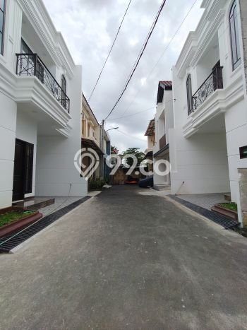Unit Kost Dijual di Jakarta Pusat Spesifikasi 43 Kamar Tidur dan Area Ramai Unit Kost Dijual di Jakarta Pusat Spesifikasi 43 Kamar Tidur dan Area Ramai