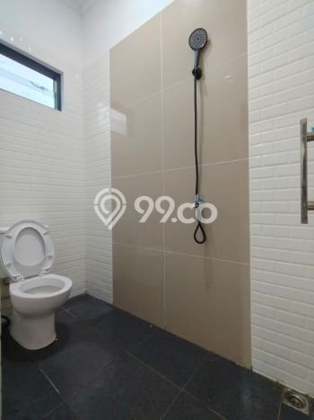 Jual Rumah Eksklusif 3 KT di Cijantung, Jakarta Timur Jual Rumah Eksklusif 3 KT di Cijantung, Jakarta Timur