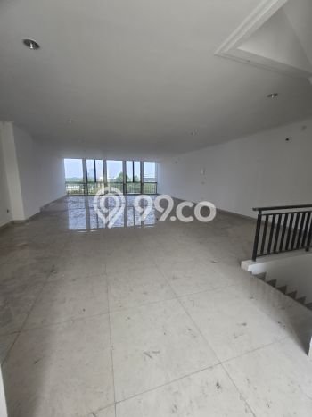 Ruko Disewa di Jakarta Utara dengan LB 432m2 Area Komersial Ramai Ruko Disewa di Jakarta Utara dengan LB 432m2 Area Komersial Ramai