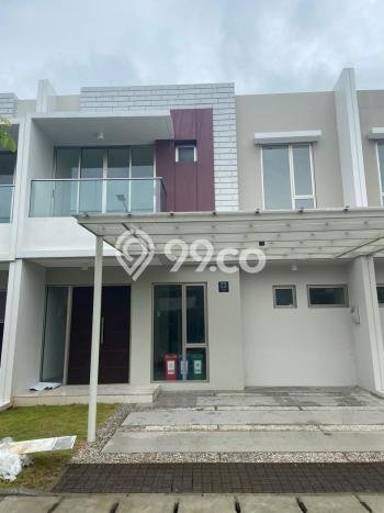 Disewakan! Rumah 3 Kamar Tidur &
3 Kamar Mandi di Pantai Indah Kapuk, Jakarta Utara Disewakan! Rumah 3 Kamar Tidur &
3 Kamar Mandi di Pantai Indah Kapuk, Jakarta Utara