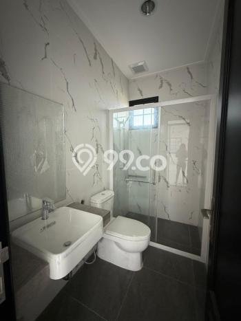 Rumah Kontrakan Jakarta Utara LT 200m2 LB 260m2 Area Pantai Indah Kapuk Rumah Kontrakan Jakarta Utara LT 200m2 LB 260m2 Area Pantai Indah Kapuk