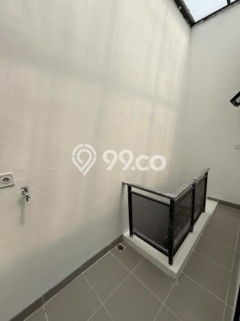 For Sale! Premium House LT 60m2 Desain Modern di Pantai Indah Kapuk For Sale! Premium House LT 60m2 Desain Modern di Pantai Indah Kapuk