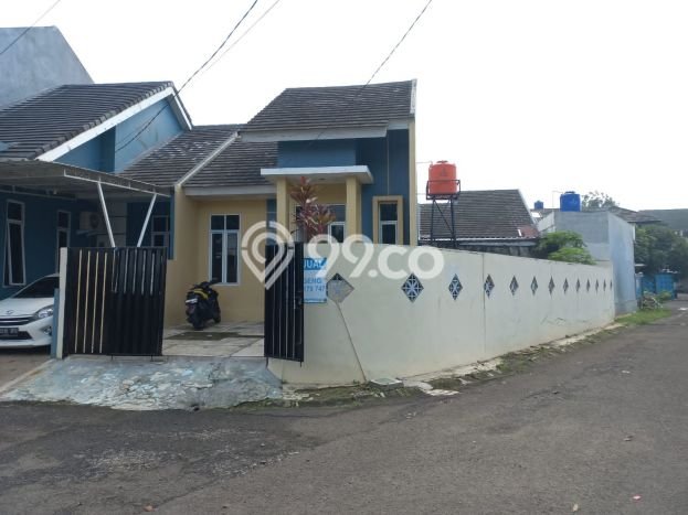 For Sale Rumah 2 Kamar Lokasi Ideal Nyaman dan Strategis di Sawangan For Sale Rumah 2 Kamar Lokasi Ideal Nyaman dan Strategis di Sawangan
