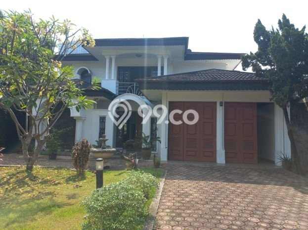 Jual Rumah Luas Elegan Dengan View Eksklusif di Cibubur, Depok Jual Rumah Luas Elegan Dengan View Eksklusif di Cibubur, Depok