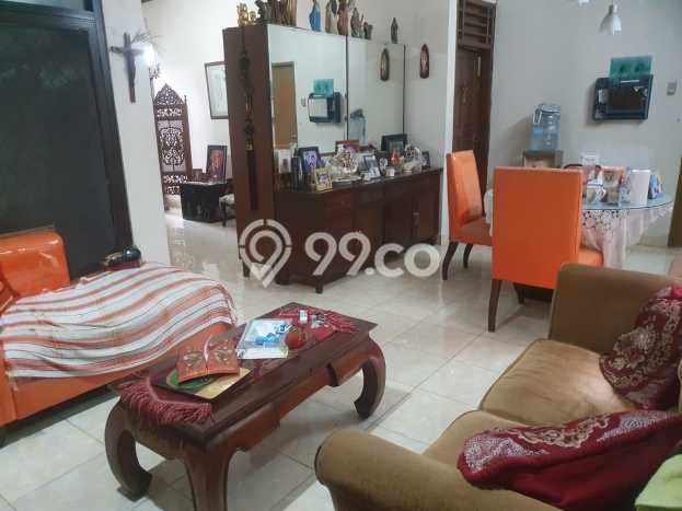 Rumah Elit Modern Tanpa Renovasi di Tomang Jakarta Barat Rumah Elit Modern Tanpa Renovasi di Tomang Jakarta Barat