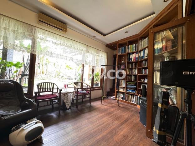 Dijual Rumah Premium dengan Fasilitas Sekitar Komplit di Cinere, Depok Dijual Rumah Premium dengan Fasilitas Sekitar Komplit di Cinere, Depok