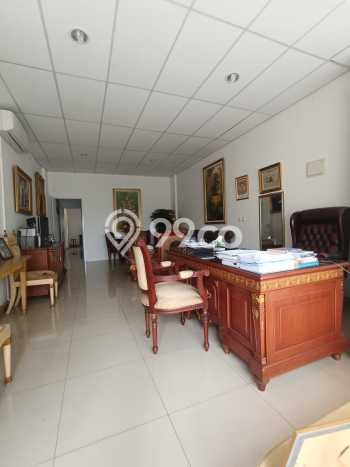 Ruko Dijual di Prime Area Jakarta Selatan Luas 216m2 Ruko Dijual di Prime Area Jakarta Selatan Luas 216m2