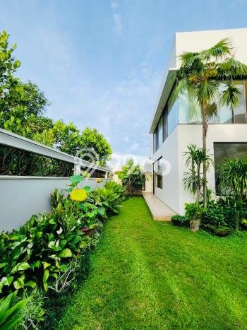 Dijual Rumah Elit Exclusive di Cinere, Depok Dijual Rumah Elit Exclusive di Cinere, Depok