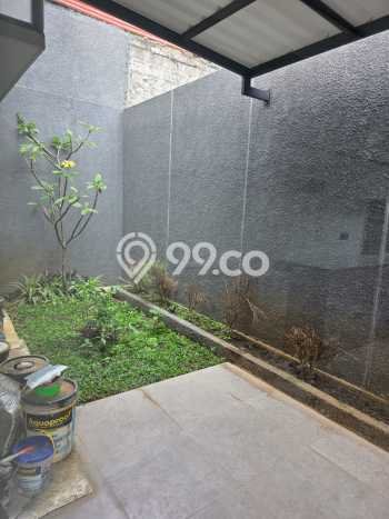 For Sale! Luxury House LT 200m2 Desain Elegan di Setiabudi For Sale! Luxury House LT 200m2 Desain Elegan di Setiabudi