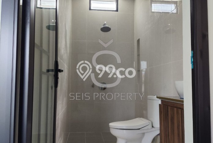 For Sale! Luxury House LT 200m2 Desain Elegan di Setiabudi For Sale! Luxury House LT 200m2 Desain Elegan di Setiabudi