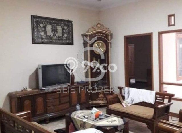 Dijual Hunian Rumah Terawat 7 Kamar di Sariwangi, Bandung Dijual Hunian Rumah Terawat 7 Kamar di Sariwangi, Bandung
