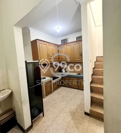 Rumah Modern 5 KT LT 216m2 di Buah Batu Rumah Modern 5 KT LT 216m2 di Buah Batu