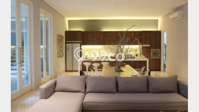 Rumah 4 Kamar Siap Huni Disewakan di Kebayoran Baru Harga Kompetitif Rumah 4 Kamar Siap Huni Disewakan di Kebayoran Baru Harga Kompetitif