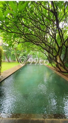 Rumah 4 Kamar Siap Huni Disewakan di Kebayoran Baru Harga Kompetitif Rumah 4 Kamar Siap Huni Disewakan di Kebayoran Baru Harga Kompetitif
