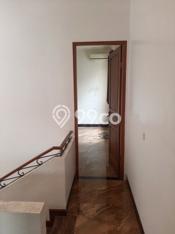 Disewakan! Rumah 4 Kamar Tidur &
4 Kamar Mandi di Pondok Indah, Jakarta Selatan Disewakan! Rumah 4 Kamar Tidur &
4 Kamar Mandi di Pondok Indah, Jakarta Selatan