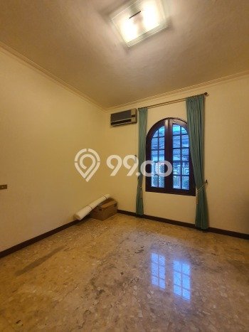 Rumah Mewah LB 400m2 Siap Pakai Desain Elegan di Pondok Indah, Jakarta Selatan Rumah Mewah LB 400m2 Siap Pakai Desain Elegan di Pondok Indah, Jakarta Selatan