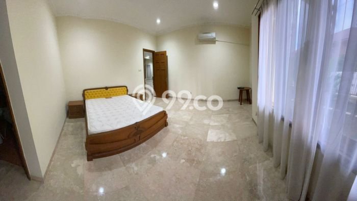 Jarang Ada! Rumah Sewa 6 Kamar Nyaman Siap Huni Pondok Indah Jarang Ada! Rumah Sewa 6 Kamar Nyaman Siap Huni Pondok Indah